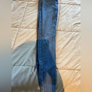 Levi’s 710 Super Skinny Jeans